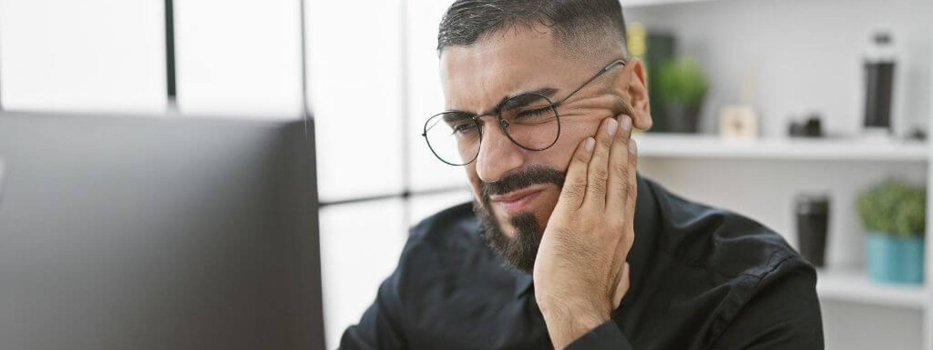The Link Between Stress and TMJ Disorders: Understanding Symptoms and Treatment Options